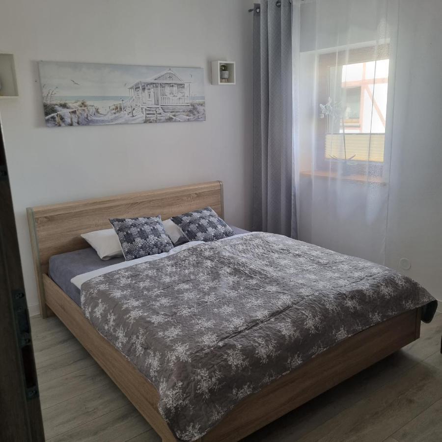 Syrenka Apartamenty Устка Экстерьер фото